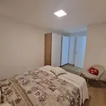 Domu Mea Apartment
